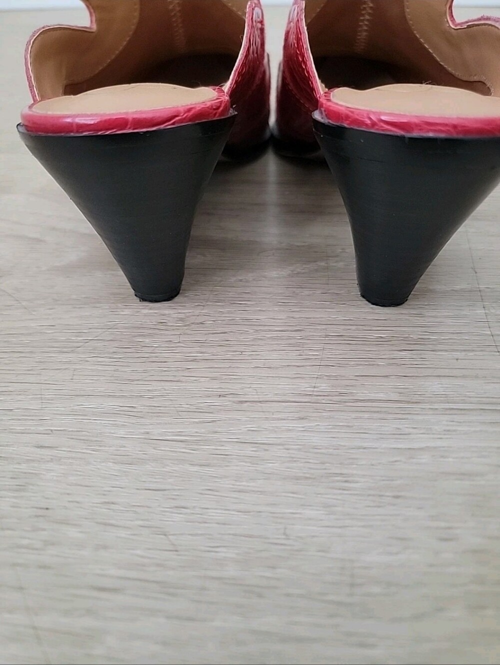 Red Croc-Embossed Mule Heel Women's Shoes Western Boho 7.5 - Picture 8 of 10